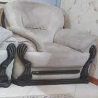 مبل ۷ نفره راحتی همراه با میز سه نفره جلو مبلی|مبلمان خانگی و میز عسلی|مشهد, هنرستان|دیوار