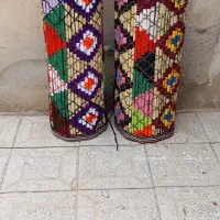 دو عدد چیت رنگی