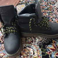 یک عدد نیم بوتون اصل ترکیه|کیف، کفش، کمربند|تبریز, |دیوار