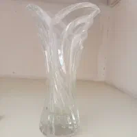 یک‌جفت گلدون کوچک   ویک  گلدون  بزرگ  بفروش میرسد