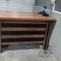 میز مناسب اداره و کسب و کار