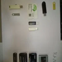 USB فلش کارکرده و نو 8و16و32و 64