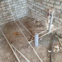کارهای بنایی دیوار چینی و زربی و جوشکاری لوله کشی.