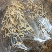 چوب لباسی گیفت