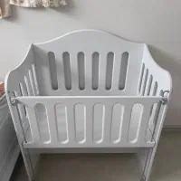 تخت کنار مادر چرخ دار|تخت و صندلی بچه|مشهد, آبکوه|دیوار