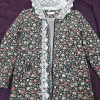 کاپشن خارجی دخترانه بچگانه در حد نو سن ۷تا ۱۰سال