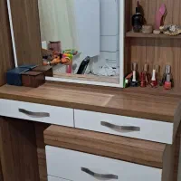 میز آرایش