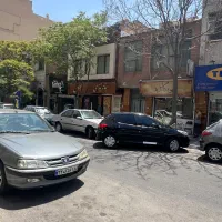 ۸۴ متر گلنگی با ۱۲ متر تجاری قانونی و سند دار