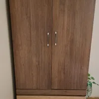 کمد لباس + دو عدد کتابخانه + دو عدد صندلی چرخدار