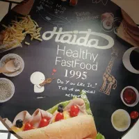 پیک موتوری جهت کار در فست فود معتبر