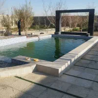 باغ چهار دیواری با همه امکانات