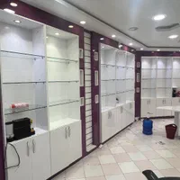 ویترین و دکور مغازه