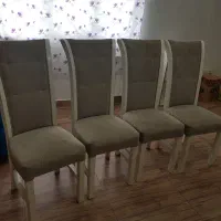 ۴ عدد صندلی نهار خوری سالم و تمیز