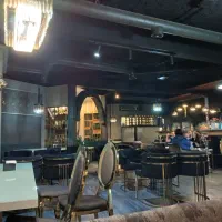 وسط کار .سالن کار