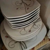 تعدادی ظروف قدیمی