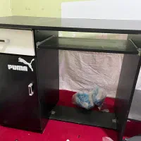 میز کامپیوتر یا تحربر سالم