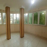 فروش طبقه تجاری واقع در میدان معلم