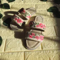 صندل|کیف، کفش، کمربند|سقز, |دیوار