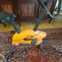 دوچرخه ثابت دیجیتال