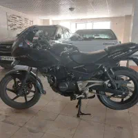 موتور پالس ۲۲۰