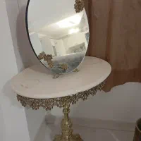 آیینه و پایه کاملا سالم