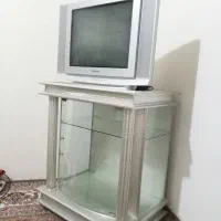 میز و تلویزیون سالم و نو