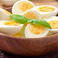 تخم مرغ محلی تحویل درب منزل مخصوص مشتری خاص ۸۰۰۰ ت|خوردنی و آشامیدنی|قوچان, |دیوار