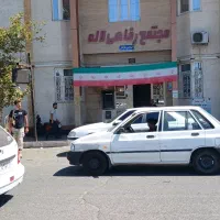 استخدام در رستوران لاله