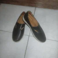 کفش راحتی چرم زنانه