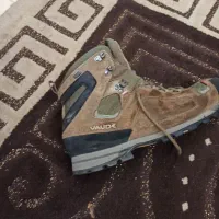 کتونی طبی کوهنوردی آمریکایی