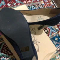 کفش مجلسی|کیف، کفش، کمربند|کاشان, قطب راوندی|دیوار