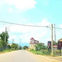 250-زمین-ابتدای-جاده-سمت-راست-با-سندتکبرگ