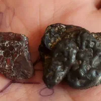 سنگهای مشکوک به ش ه ا ب