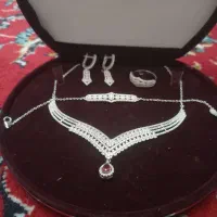 سرویس عروس نقره نگین قرمز ( مناسب کادو روز زن )