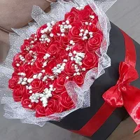 باکس قلب گل ربانی قرمز