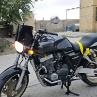 Cb 1000