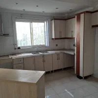 فروش کابینت دست دوم بدنه فلزی درب چوبی