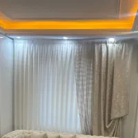 پرده سالن پذیرایی بهمراه والان و دکور