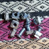 پیچ ومهره گیره دار