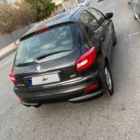 207 اتوماتیک