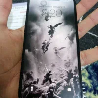 اپل iPhone 13 با حافظهٔ ۲۵۶ گیگابایت