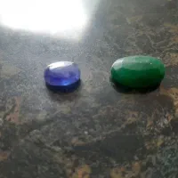 سنگ یاقوت کبود اصل و زمرد