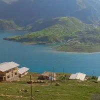 زمین-با-ویو-عالی-زراس