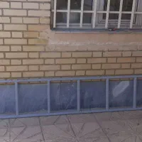 نردبان وچهارپایه فلزی