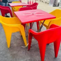میز و صندلی ناهارخوری رنگین پلاست52