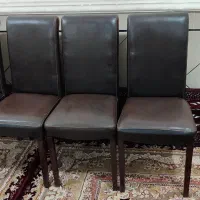 صندلی چوبی چرم نو
