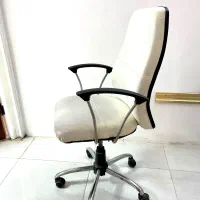 صندلی مناسب اپن و ارایشگاه و منشی و مدیریت|صندلی و نیمکت|تنکابن, |دیوار