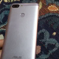 گوشی فروشی در حد نو