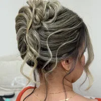 متقاضیان مدل شنیون مو ، به هر مدل پرداختی هم داریم