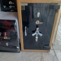گاوصندوق مدل ۵۵نسوز و ضد سرقت باضمانت شرکتی